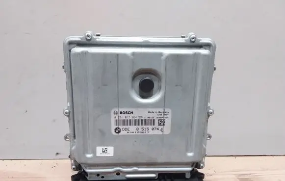 BMW 7 F01 F02 F03 F04 Engine control unit/module 8515074 0281017964