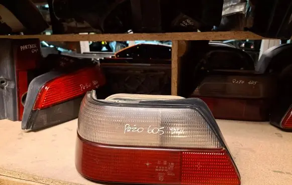 Peugeot 605 Rear/tail lights 2173 2173G