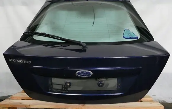 Ford Mondeo Mk III Tailgate/trunk/boot lid
