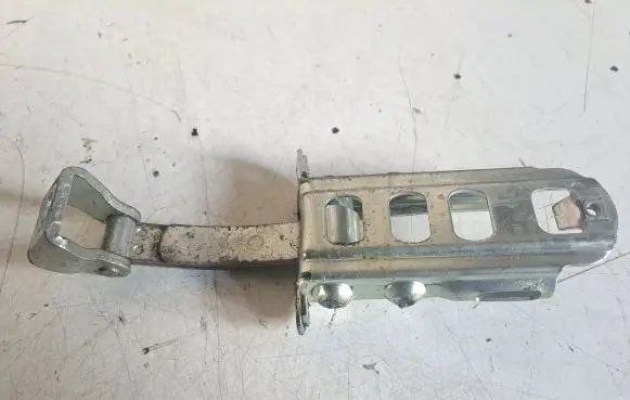 Volkswagen Crafter Front door check strap stopper A9067200016