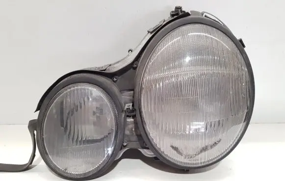 Mercedes-Benz E W210 Headlight/headlamp