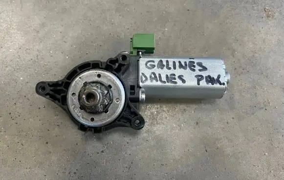 Audi Q7 4M Seat adjustment motor C27256103