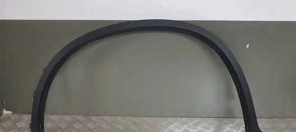 BMW X5 E70 Front arch trim 7176235 25105034