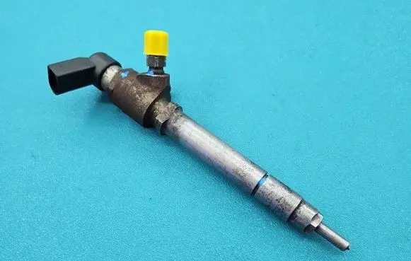 Jaguar XF X250 Fuel injector 5U3Q-9K546-AA IMPRK1425747