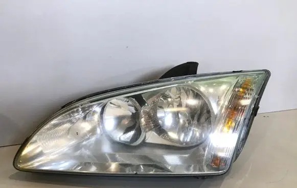 Ford Focus Headlight/headlamp 4M5113W030AC