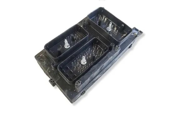 Opel Zafira B Fuse module 13242781