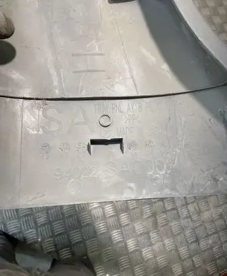 Subaru Forester SG (B) pillar trim (top)