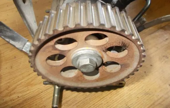 Renault Megane I Fuel pump gear (pulley) 
