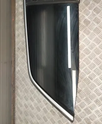 Mercedes-Benz GL X166 Rear side window A1666700150
