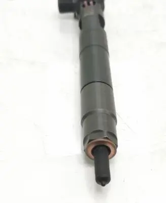 Mercedes-Benz C W205 Fuel injector A6510703287 IN0038