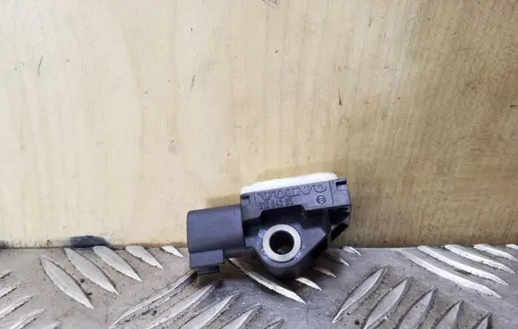 Volvo XC70 Airbag deployment crash/impact sensor 31264395