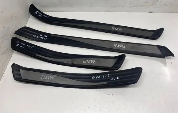 BMW 5 E60 E61 Sill supporting ledge 22339910