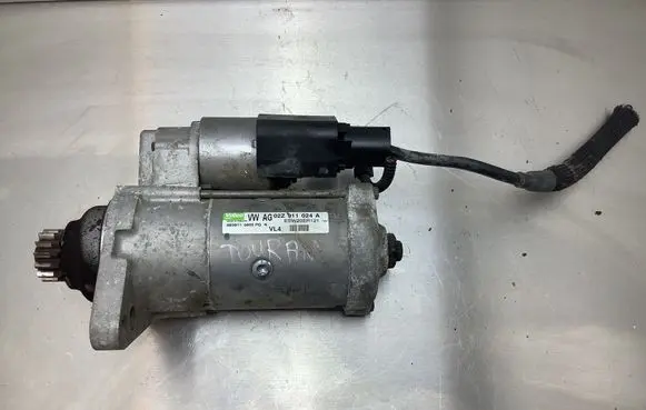 Volkswagen Touran II Starter motor 02Z911024A ESW20ER121 0605110955