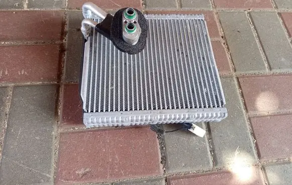 Hyundai Ioniq Air conditioning (A/C) radiator (interior) A20095033 T170920D