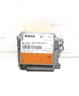 Volkswagen Touareg I Airbag control unit/module 3D0909601E 0037C00289SQ 0285001733