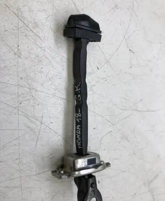 Honda CR-V Rear door check strap stopper