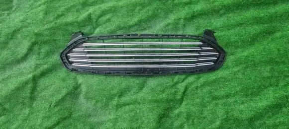 Ford Mondeo MK V Front grill DS738150J