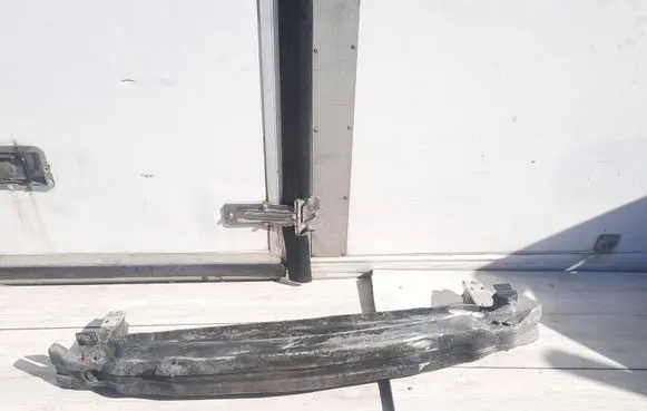 Audi A6 S6 C6 4F Front bumper cross member