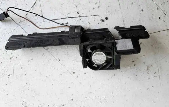 Mercedes-Benz E W211 Engine control unit/module fan 2116800572
