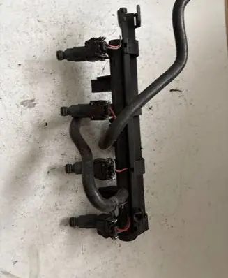 Volkswagen Polo III 6N 6N2 6NF Fuel main line pipe 0280151071
