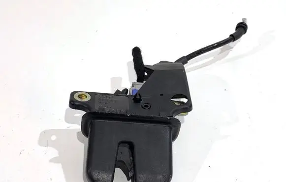 Audi A4 S4 B6 8E 8H Tailgate exterior lock 8E5827505B