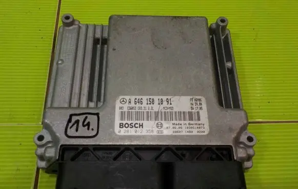 Mercedes-Benz Vito Viano W639 Engine control unit/module A6461501091 LP218