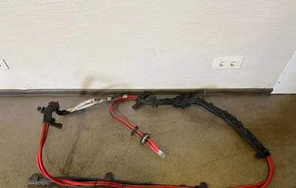 BMW 7 G11 G12 Positive cable (battery) 9381585