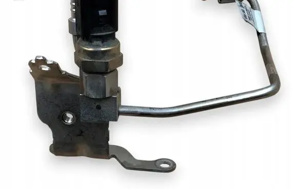 Audi RS5 Fuel line pipe 
