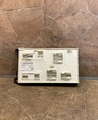 Mercedes-Benz GL X166 Central body control module A1669001814