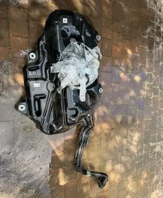 Lexus UX Fuel tank 7710076170 13322 23122020
