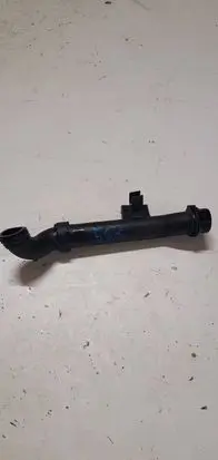Mercedes-Benz GLA W156 Engine coolant pipe/hose A2742000615