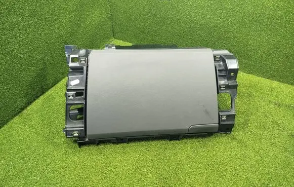 Renault Trafic III (X82) Glove box 685005960R