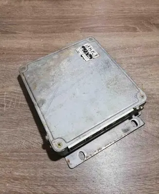 Mazda 323 Engine control unit/module ECU 0797002120
