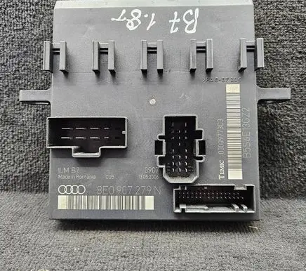 Audi A4 S4 B7 8E 8H Comfort/convenience module 8E0907279N 13052006