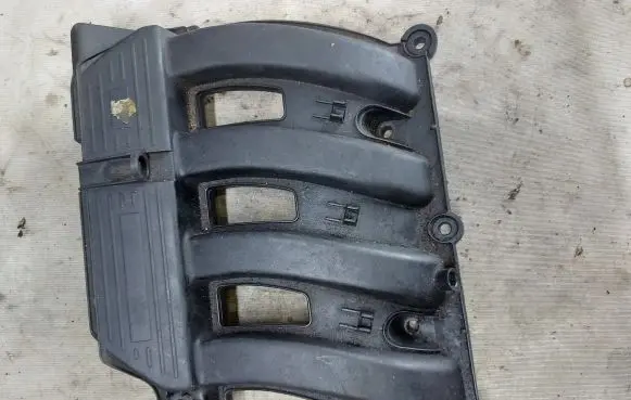 Renault Espace III Intake manifold 7700111794