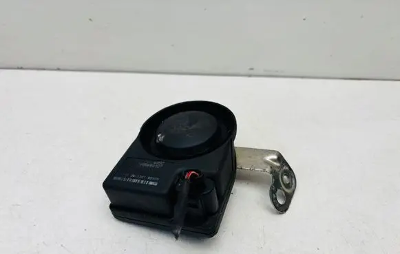 Audi A4 S4 B8 8K Alarm system siren 8T2951285 1K0951605C