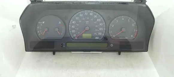 Volvo S70 V70 V70 XC Speedometer (instrument cluster) 9472521 69294220T