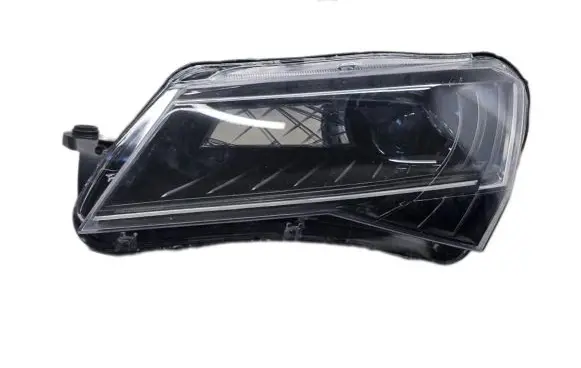 Skoda Superb B8 (3V) Headlight/headlamp 3V1941015B