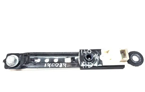 Hyundai i40 Seat belt adjustment motor 