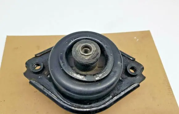 Mercedes-Benz ML W164 Engine mount bracket A2512403117 nr3054