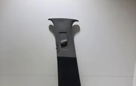 Volkswagen Touareg I (D)pillar trim (top) 7L6867239