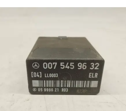 Mercedes-Benz E W124 Other relay 0075459632 A0075459632
