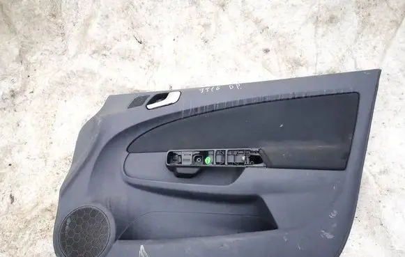 Opel Corsa D Front door card panel trim p1002881rh 464652911