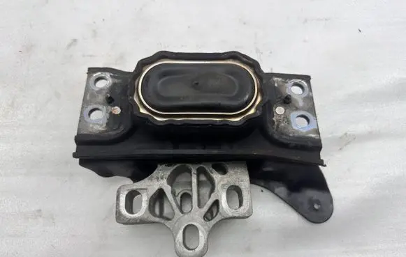 Audi RS3 Gearbox mount 8V0199555A 8V0199555