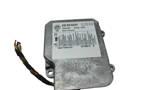 Volkswagen Caddy Airbag control unit/module 6Q0909605AH 5WK43351 23100618