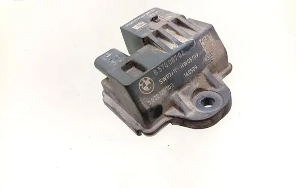 BMW 3 F30 F35 F31 Glow plug pre-heat relay 0522120103