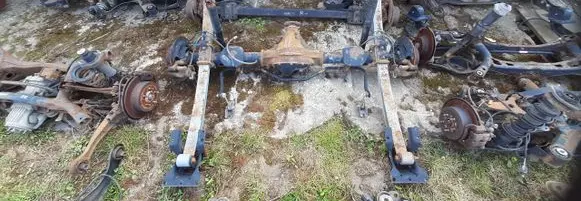 Renault Master III Rear axle beam with reductor 