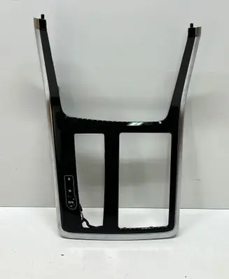 Audi Q8 Gear shifter surround trim plastic 4M8863324D 214213