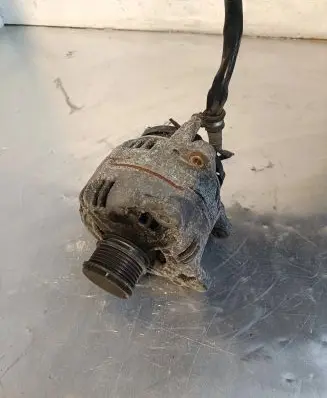 Volkswagen Caddy Generator/alternator