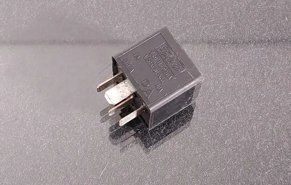 Ford Focus Other relay 5M5T14B192CA